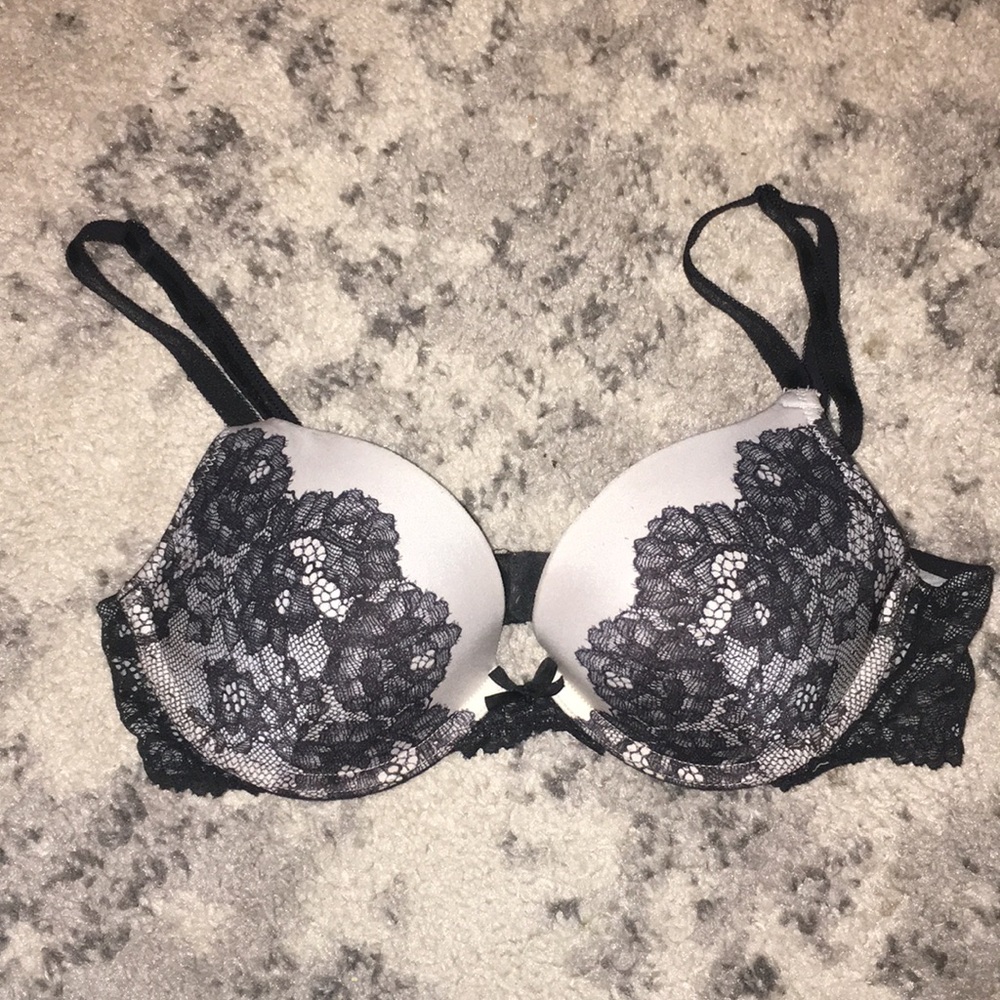 Victoria Secret Bra